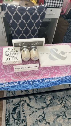 Home Decor/farmhouse/mr & Mrs