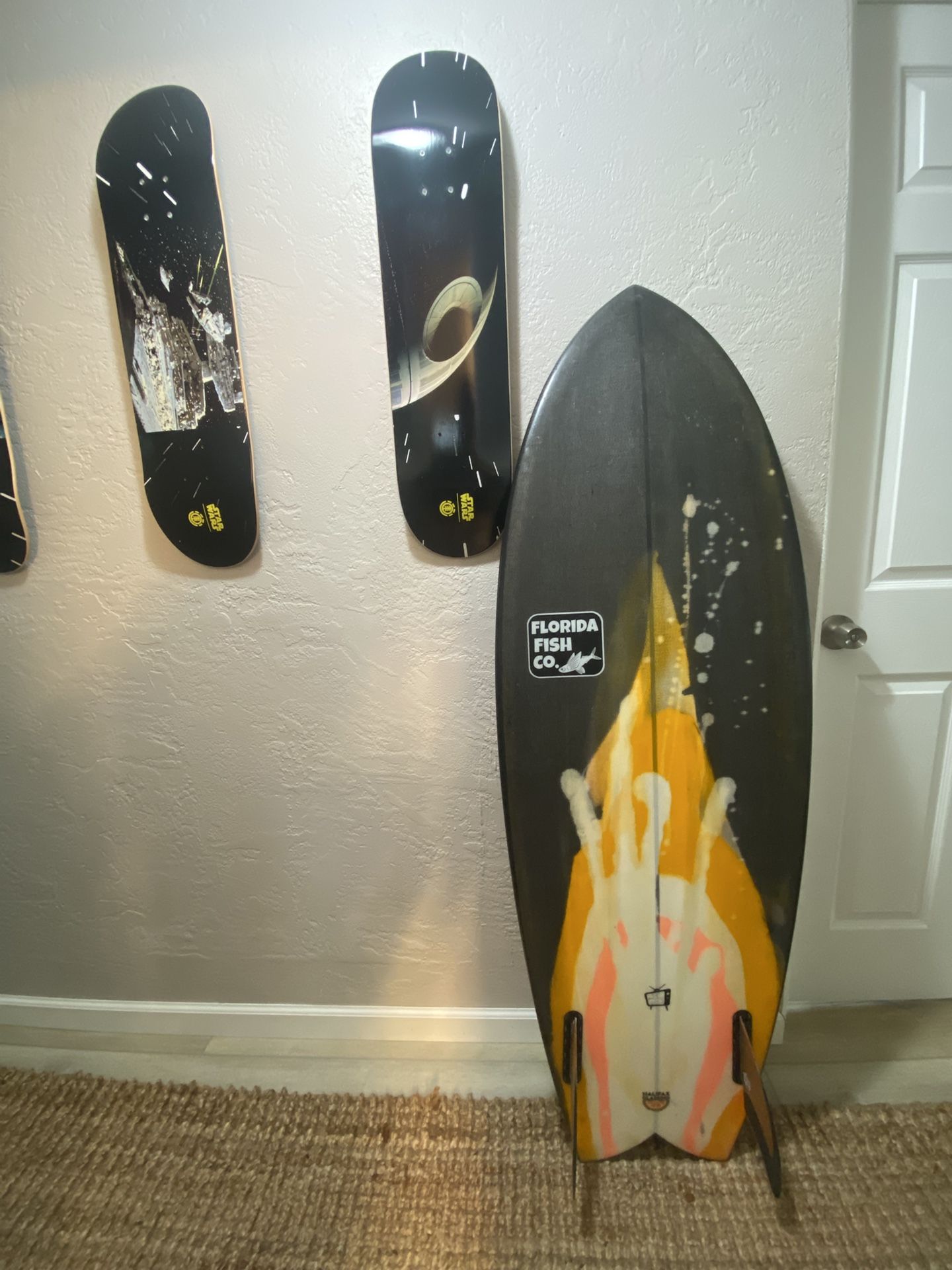 Surfboard 5’2 Twin Fin