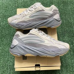 Adidas Yeezy 700 Tephra size 10.5 USED But Clean
