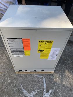 18WCX12-AB 1.5 Ton Thru-the-Wall First Company Split Air Conditioner Condensing Unit