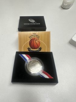 Basketball Hall Of Fame Half Dollar Collectible Coin