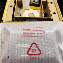 Kodak EasyShare SV811 8" 8" 800 × 480 TRUE DIGITAL Digital Photo Frame