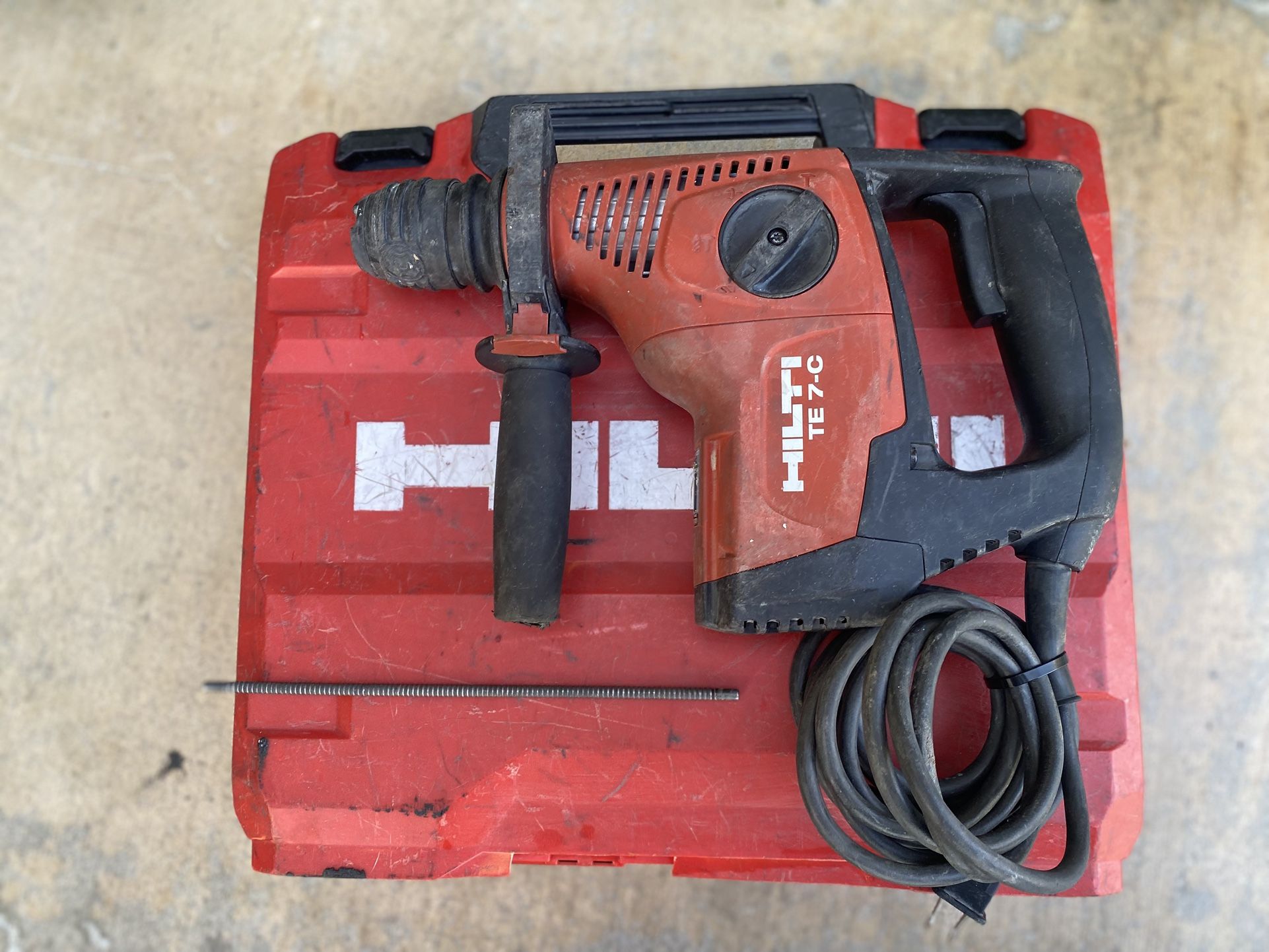 Selling A HILTI  TE-7-C In Good Condition  “NO DRILL BITS” tool only 