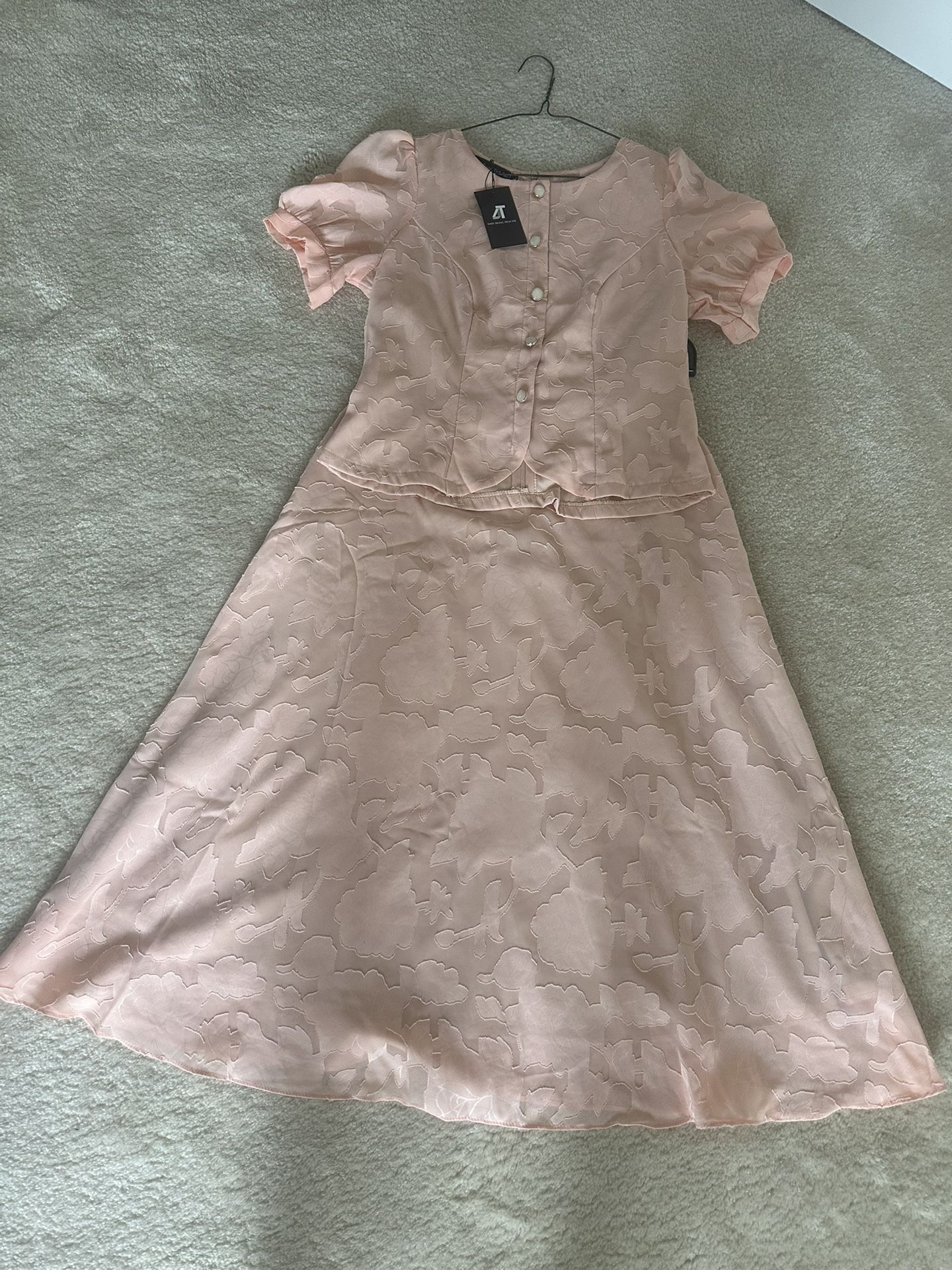 Brand new set skirt.