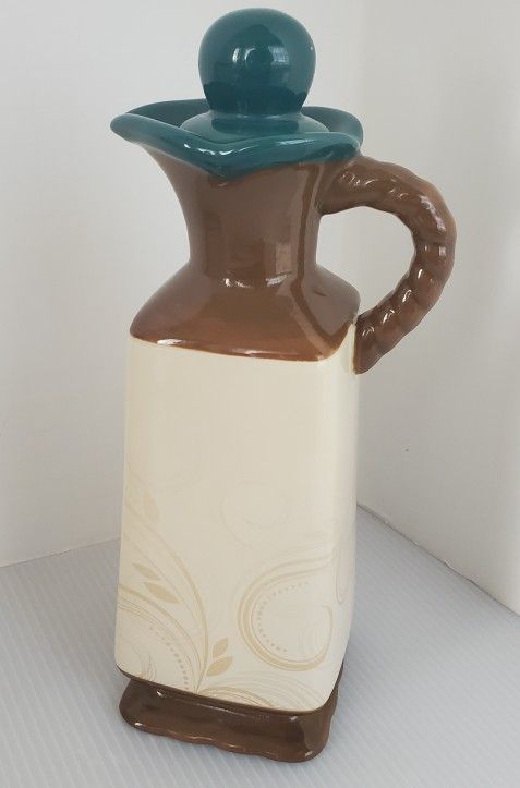 Tastefully Simple Decanter Pitcher Ceramic Stoneware Host Collection Dispenser oil/vinegar cruet