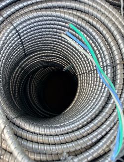 MC 12/2  electrical wire 250ft