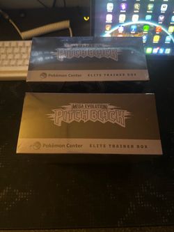 Pokemon Center Pitch Black Etb