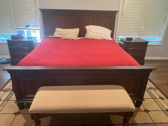Bedroom set