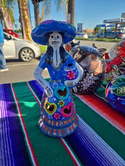 20%off catrina decoracion halloween ($25)