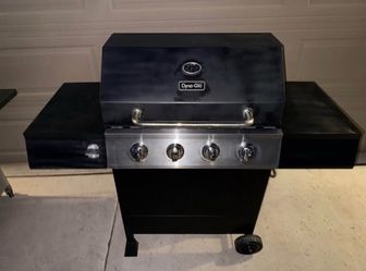 Dyna-Glo 4-Burner Propane Gas Grill