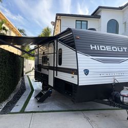 2022 Keystone Hideout 176BH
