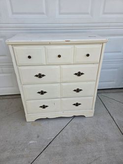 Dresser white wood 
40" H x 36" L x 18" W