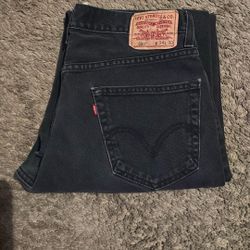 Levis 550