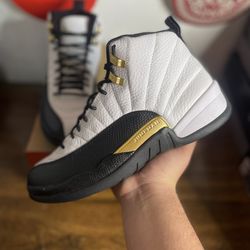 Royalty Taxi 12s