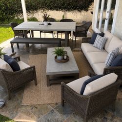 Patio Dining Table - High Quality And Great For Entertaining