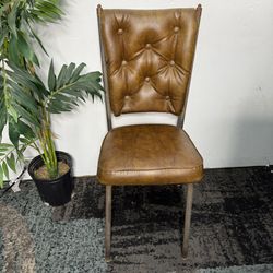 Vintage Tufted Accent Chair