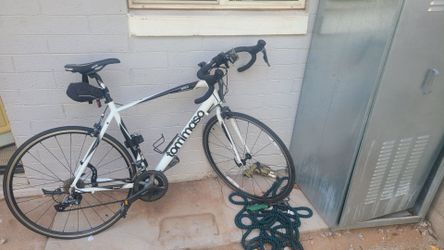 Tommaso Road Bike White