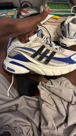 Jellyfish adidas  size 8