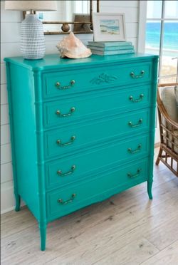Hollywood Regency faux bamboo dresser