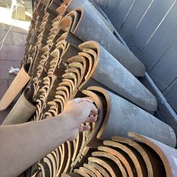 Roofing bricks (Tejas)