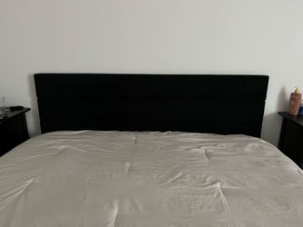Black king size bed frame