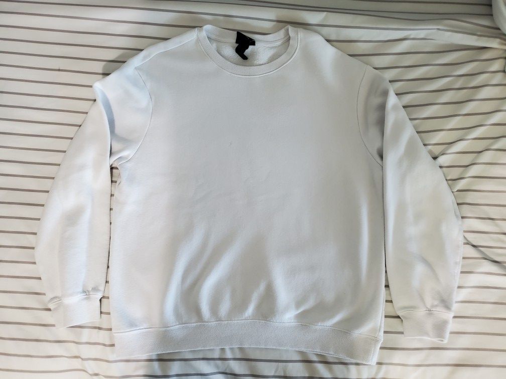 H&M White Crewneck Sweatshirt 