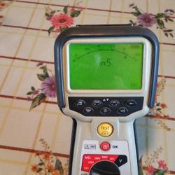 Megger MIT481 Insulation & Continuity Tester  Telecom Insulation & continuity