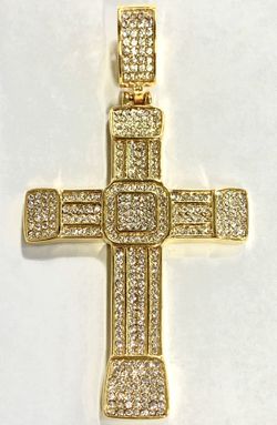 Pendant Cross Stainless Steel 18K Gold Plated With Cubic Zirconia