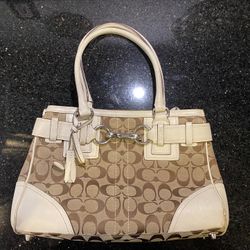 Coach White/Beige Signature Canvas and Leather Hampton Satchel
