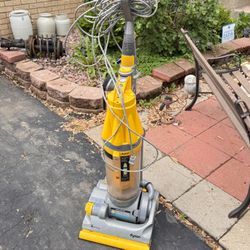 Dyson Vacuum 