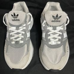 ADIDAS ORIGINAL RETROPY F90 CLOUD WHITE & GRAY HP8021 SIZE 5