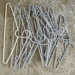 Plastic Hangers 