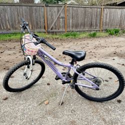 Diamondback Girls Mountain Bike 24” Wheel