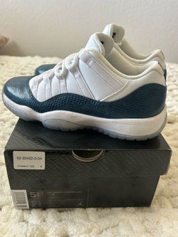 Air Jordan 11 Retro Size 5.5Y