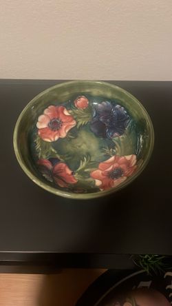 W Moorcraft Ceramic Bowl