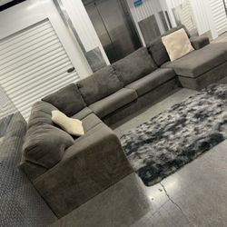 Large Sectional Couch 