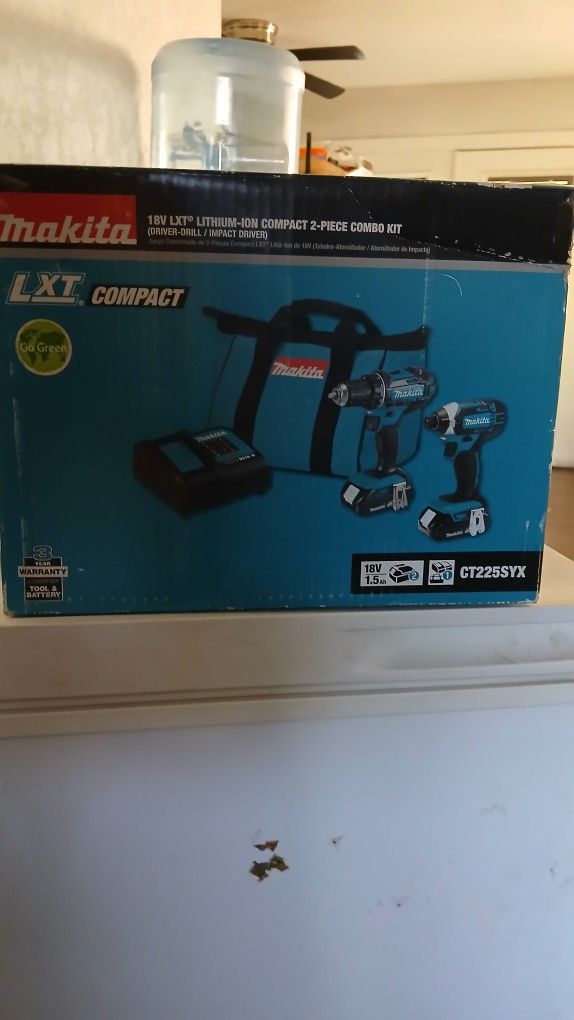 Makita Drill Impact With Batteries 