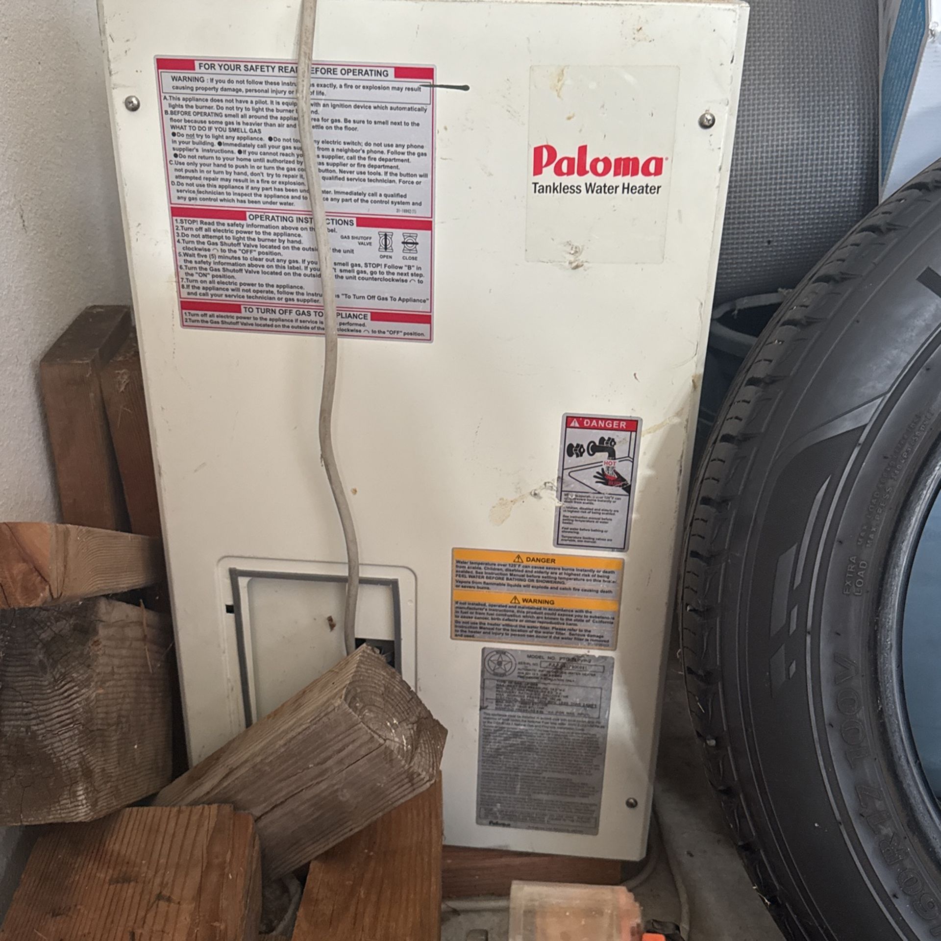 Paloma 200G Tankless Water heater, Never Used