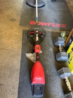 BRANDNEW WEEDEATER DUAL BATTERY TOOL ONLY