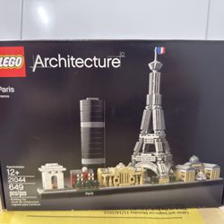 Lego Architecture “Paris” 21044 (FACTORY SEALED)