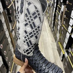 mens western boots