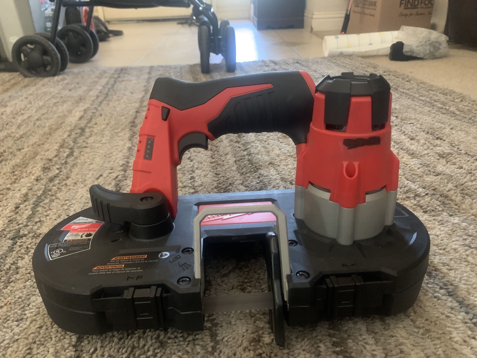 Milwaukee Bandsaw