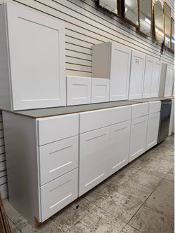 Kitchen cabinets