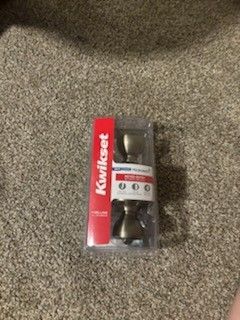 Kiwkset Door Knob Set