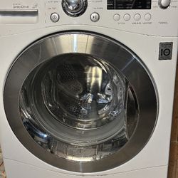 Front Load Washer LG Like New