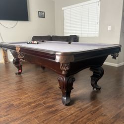 Pool Table 8ft ( Free Delivery & Set Up & New Color Felt Of Your Choice )
