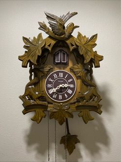 Brixton Black Forest Style Cuckoo Clock Large Battery Powered 18” Works!
