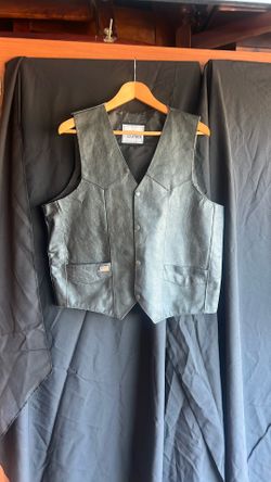 Leather motorcycle vest - men’s Large