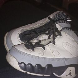 Air Jordan 9 Retro Size 4c