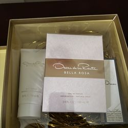 Oscar de la renta perfume set